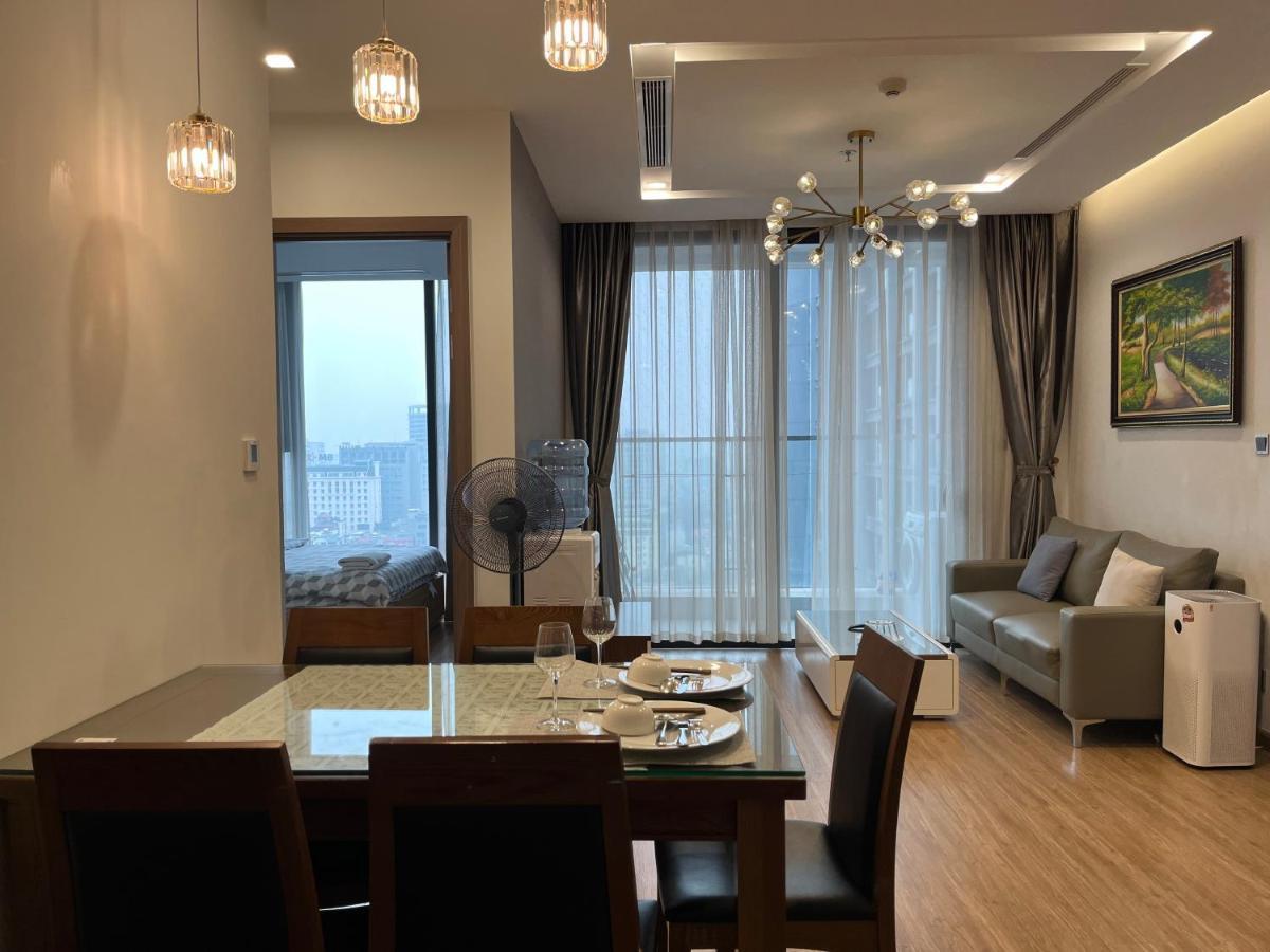 Pangsapuri 81 m² dengan 2 bilik tidur dan 2 bilik mandi peribadi di Daerah Ba Dinh Hanoi Luaran gambar